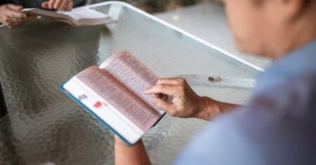 Vida Cristã no Dia a Dia: Como Ser Luz no Trabalho